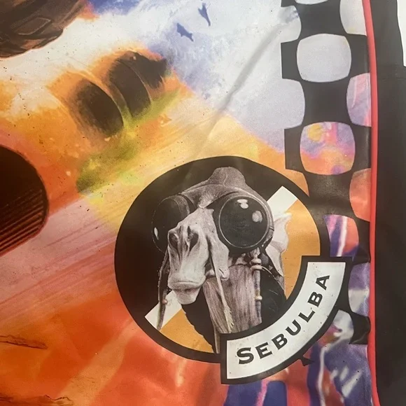 Star Wars Anakin Skywalker
Sebulba Pod Racing duffle bag - Picture 4 of 13